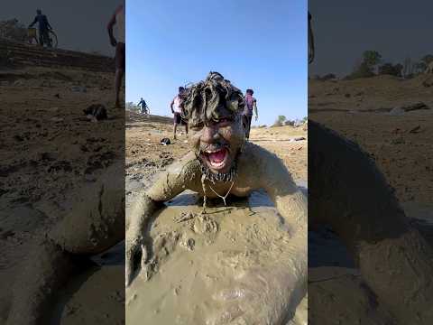 Happy holi, guys 😂 #ajaypoper #abcvlogs #realfoolsteam #shortvideo #ajaypopercomedy #viralvideo ￼