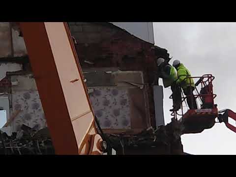 Bob the builder & Dazza the Destroyer inspect "The Ambassador" Hotel - Blackpool - 25/11/20