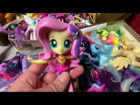 I was obsessed with MLP (a tour of the various merchandise I had collected)
