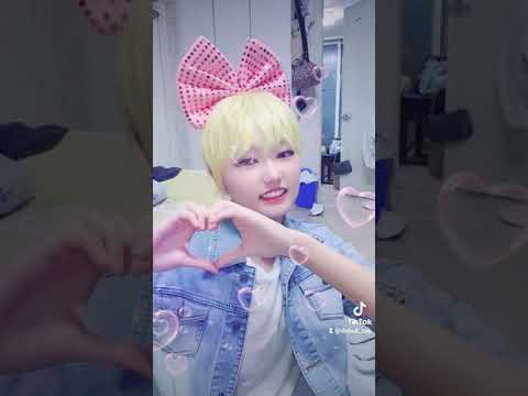 [틱톡 영상] 박문대 코스 영상 #cosplay #코스프레 #데뷔못하면죽는병걸림 #데못죽 #박문대