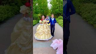 Princess Parade😍#disneyprincess #cosplay #disneycosplay #cinderella #beautyandthebeast #rapunzel