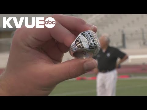 Vandegrift football gets state championship rings