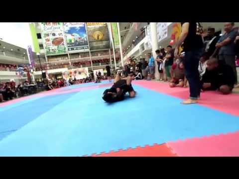 Round 1 - Raimy vs Ming Yuen