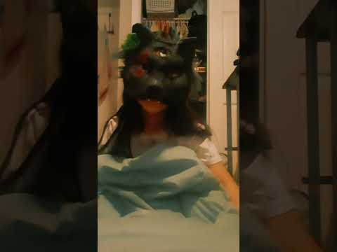 HELLOOOOO IM ALIVEE!-