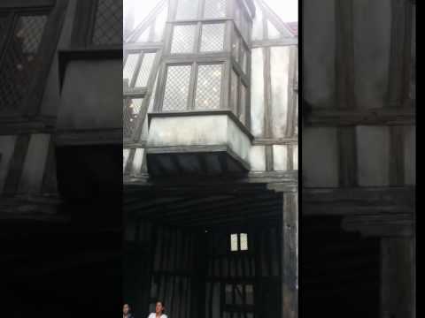 Universal Studios Florida - Wizarding World of Harry Potter -LUMOS