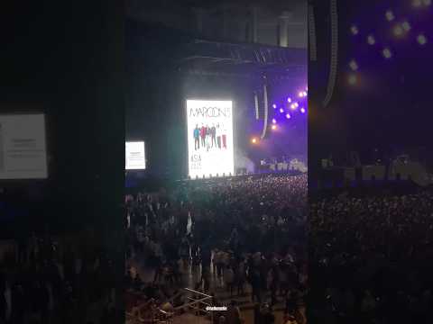 MELLE KE KONSER MAROON 5 YUHUUU!😜🎸🎫 #maroon5 #concert #liveconcert #konser #hellomelle #melle