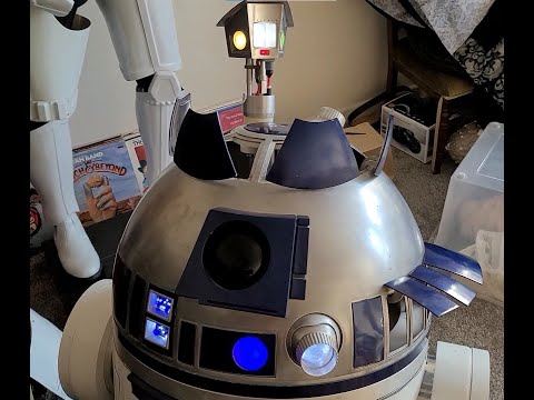 R2-D2 RADIO CONTROLLED LIFE SIZE STAR WARS REAL ROBOT!!