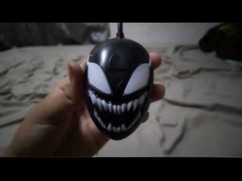 "Wall Climber" RC Venom Car (Toy Review)