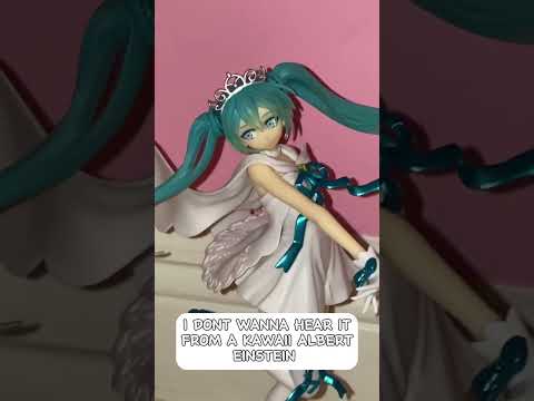 MY MIKU FIGURES AND PLUSHIE FIGHT (FEAT. THREE MIKU VOICEBANKS)