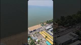 ➡️ Luxurious beachfront Condo 2h from Bangkok, at Jomtiem 🏖✨ #shorts