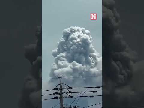 Huge Eruption At Sakurajima Sends Ash Plume Rising Up To 3,000 Meters