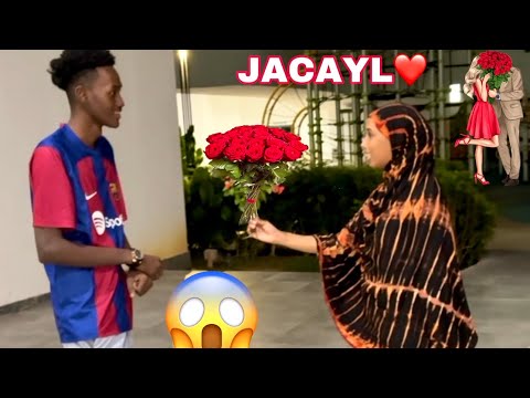CUMER JACAYL UU SHEEGO LADAN OO SIXUN IIGASHAY OMG…😱