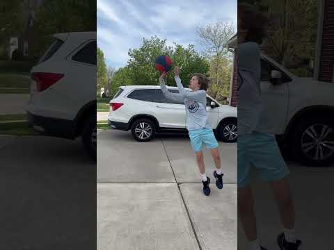 The boys got me!🏀 #shorts #basketball #nba #trending #viral #funny #shortsclip #sports