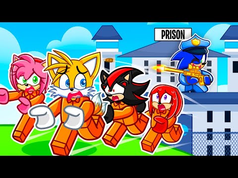 Sniping My FRIENDS IN Roblox Prison Escape...