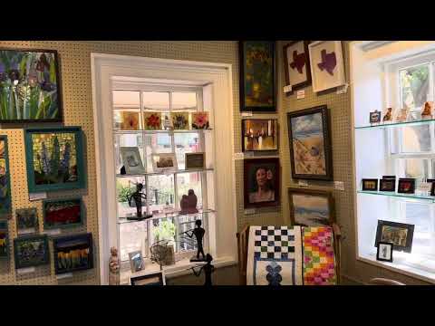 Artist collective: River Art Group in historic La Villita along the San Antonio Riverwalk