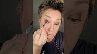 Mature lids need a different formula!💋