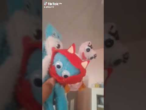 los minions nacidos en Latam versión huggy wuggy y kissy Missy el foco pequeño y azul