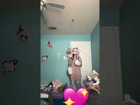#furry#fursuiter#fursuit