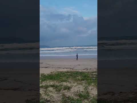 Danang beach vibes This afternoon, windy weather #travel #danangvietnam