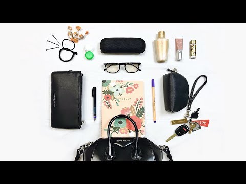 WHAT'S IN MY BAG? l  Givenchy Antigona Mini / Stop Motion