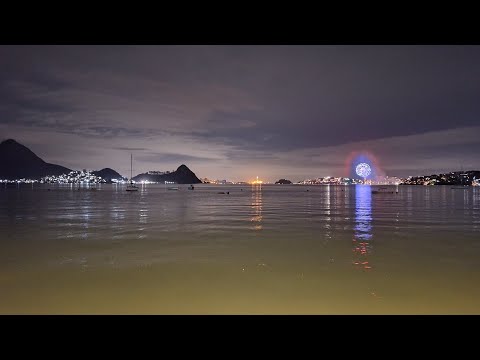 Comemorando 2025 em Icaraí, Niterói. 🌊