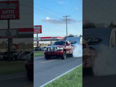 Diesel does HUGE rolling burnout while pulling a camper #diesel #camper