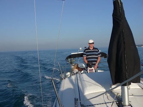 Macgregor 26 Vlog16  A Winters day on the bay  June 2019