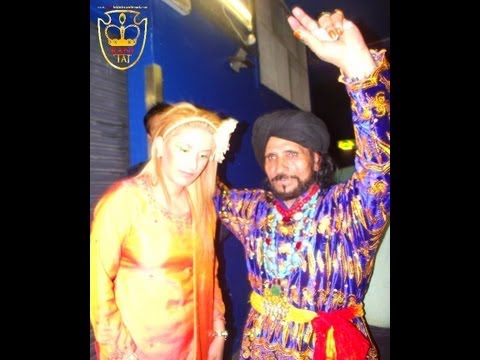 RANI TAJ Dhol Player meets Sain Zahoor
