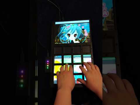 i dont think thats a 3ds bruh #hatsunemiku #vocaloid #rhythmgame #shorts