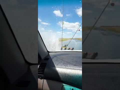 MATTY NEARLY GOT STUCK ON THE HIGHWAY, JUST SEND IT #adventure #4x4 #touring #fishing