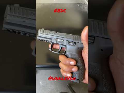 #Edc #HandK #vp9 #Guns @unklevon #concealedcarry #9mm #explore #german #arizona #legallydangerous