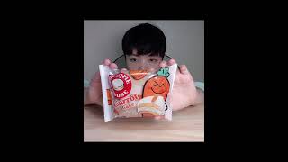 오리온 당근케이크 초코파이 (Shorts) Carrot Cake Choco Pie