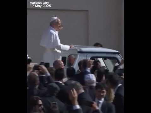 Pope Leo takes tour on popemobile before inaugural Mass