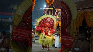 Theyyam - A Dance of the Divine!🔥#indiahiddengems #theyyam #kerala #festivalsofindia #explorepage