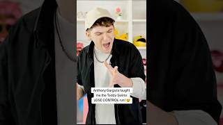 AMAZING Singer Teaches Vocal Coach Teddy Swims LOSE CONTROL Riff! 🫢🎶#vocalcoach #singer #singing