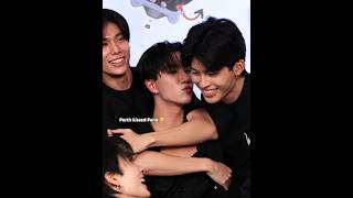 too much happened in this one moment! PerthSanta PondPhuwin 😭🫶 #perthsanta #pondphuwin