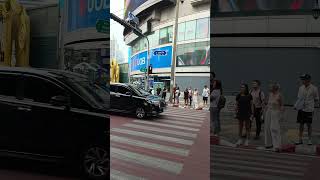 Bangkok #Thailand #bangkokthailand #street #sukhumvit #travelblog #travel #travelvlog #traveling
