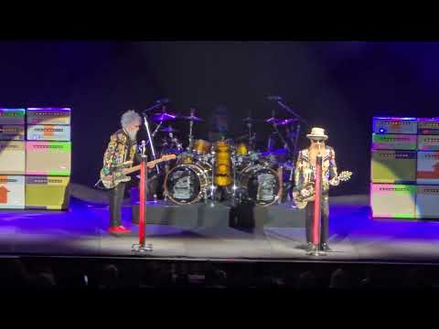 Zz Top - Waitin For The Bus & Jesus Just Left Chicago - Adelaide Entertainment Centre SA 29-4-25