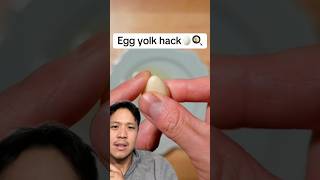 The Garlic Egg Yolk Hack 🥚🍳 #lifehack #foodporn