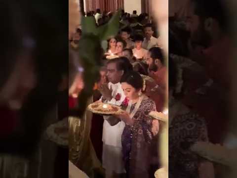 Inside footage of Ambani family's grand Ganapati Aarti celebrations |  ❤️Ganpati bappa moriya❤️ |