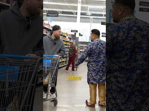 Baljeet Pushing ​⁠@jakepaul Cart😂‼️