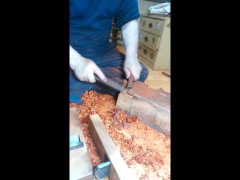 職人の技 三味線造り