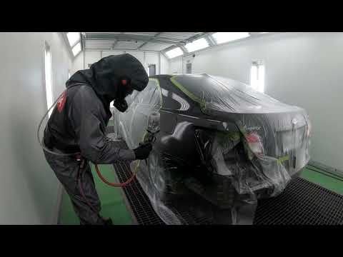 Toyota 1G3 using Glasurit 100, couldn't be easier.