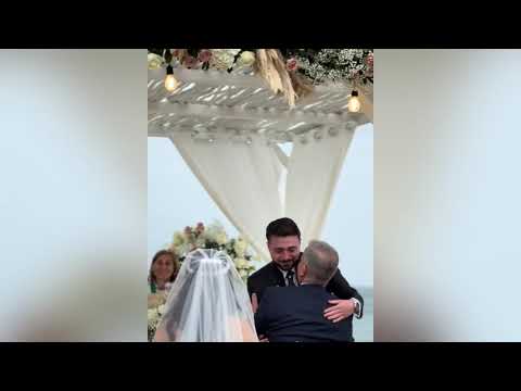 IL PAPA’ DELLA SPOSA PIANGE, MA GUARDATE CHE SUCCEDE QUANDO INCONTRA LO SPOSO!!