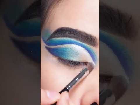#Shorts Blue & Cut Crease Eye #eyemakeup
