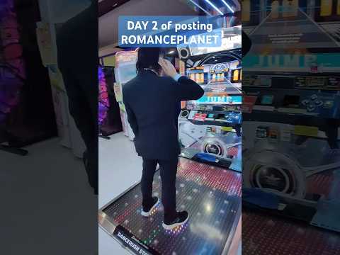 Day 2 of #Romanceplanet #shuffling #shuffledance #y2k #hatsunemiku #iphone #salarymandrs #arcade