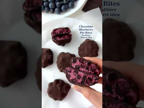 Healthier Dessert Idea: Chocolate Blueberry Pie Bites😍 #easyrecipes #healthydessert