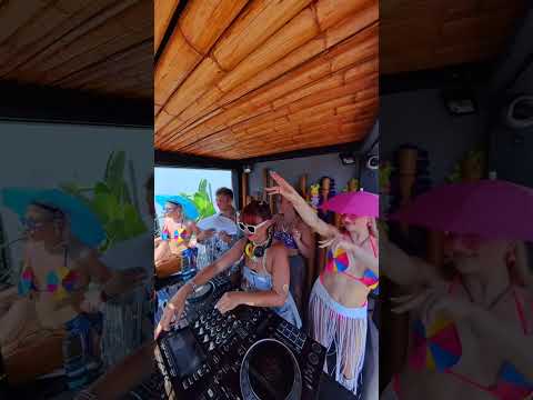 #techhouse #Fisher #djkhathia #poolparty #marbella #party #dance #femaledj #festival #dj #music
