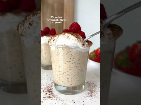 Tiramisu Overnight Oats😋 30G protein! #breakfastideas #healthybreakfast #highprotein