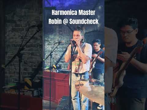 Soundcheck for our show last night in Berlin #harmonica #bluesharp
